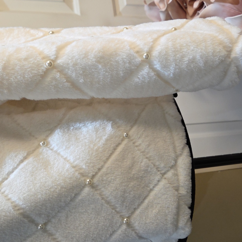 Nwt XL Sabrina Lauren Cozy Cream Teddy Jacket for Women With Pearls - Picture 17 of 17